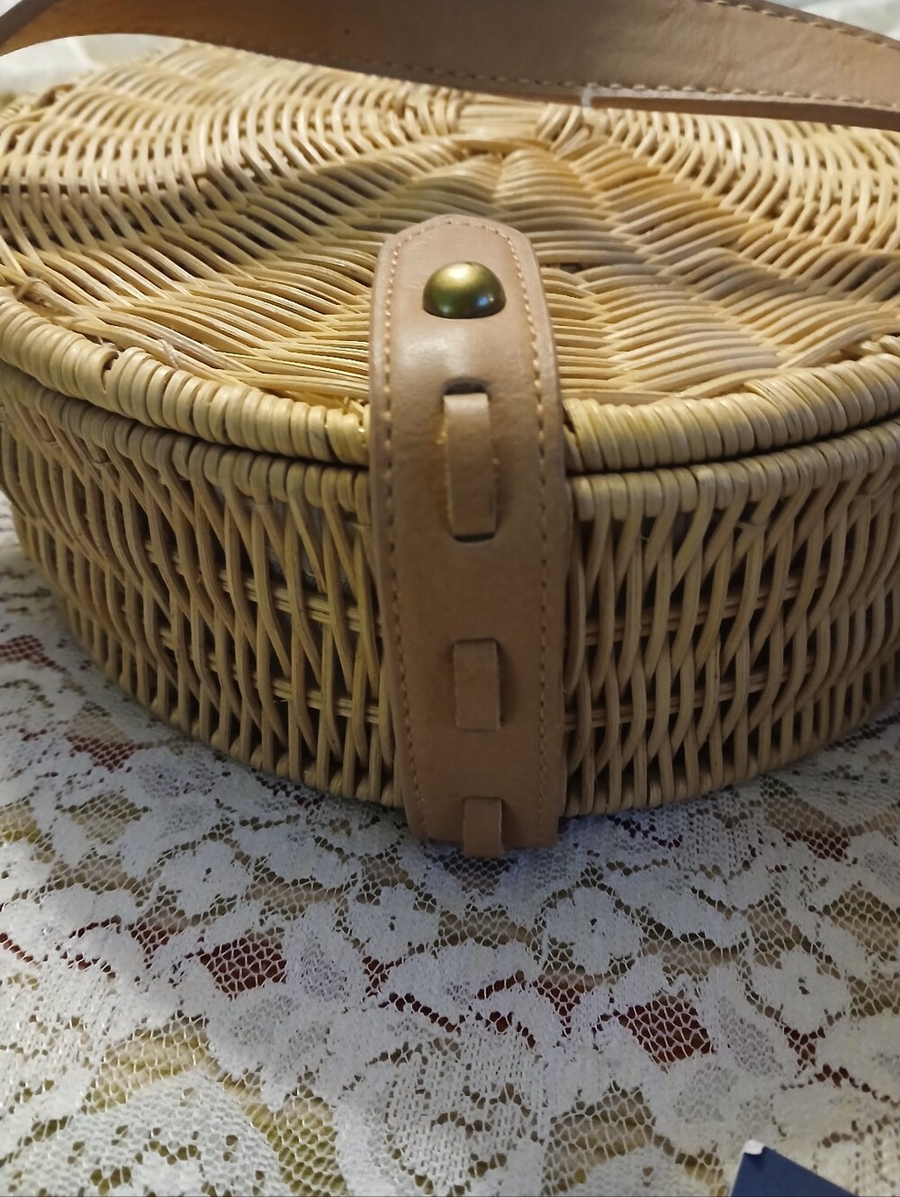 NWT Universal Thread Natural Woven Round Crossbody Bag with Leather Strap - Picture 7 of 9